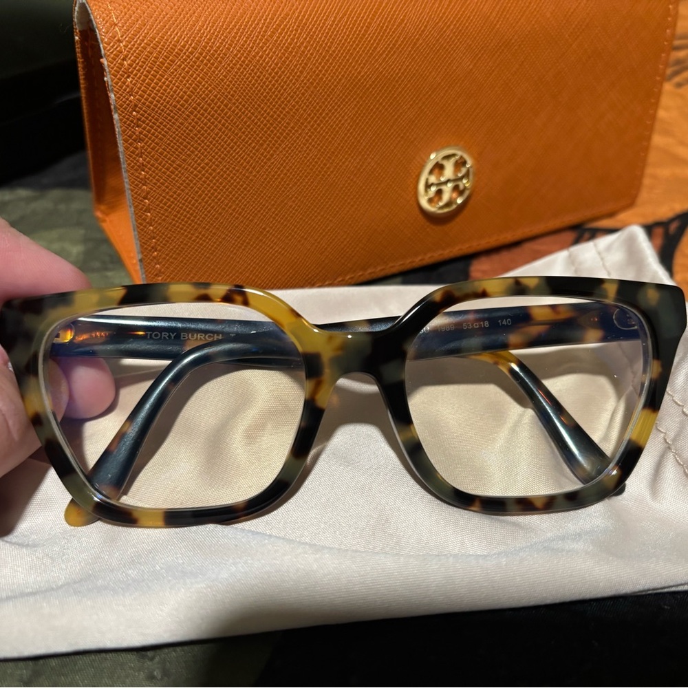 4 pair designer frames - Picture 10 of 11